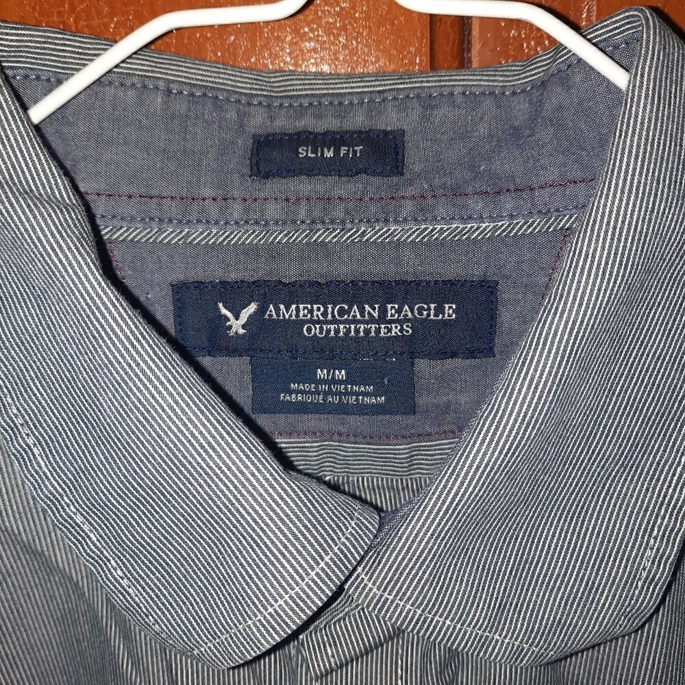 American Eagle Outfitters shirt  - Picture 2 of 3